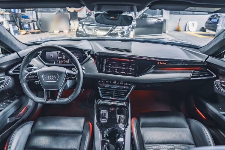 Used Audi RS e-tron GT 2023 Basic Model
