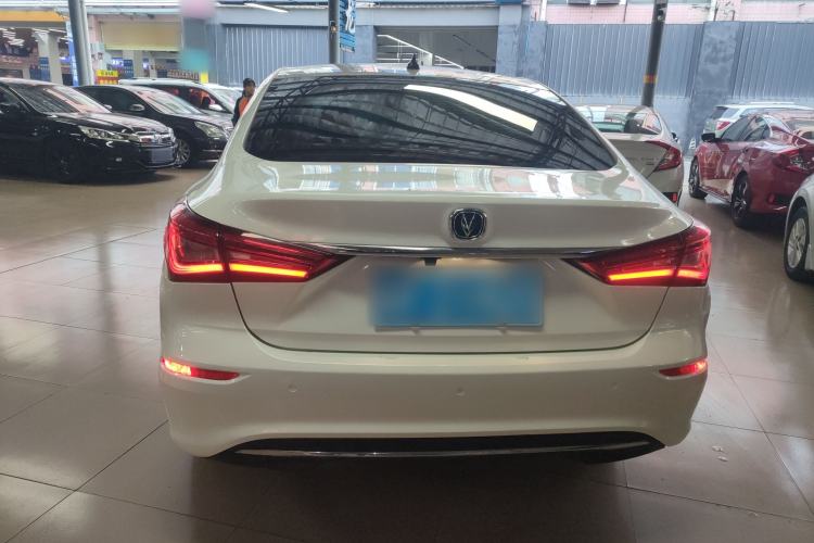Used CHANGAN Eado 2019 High-Energy Edition 1.6L GDI Manual Pioneer Model China VI Standard
