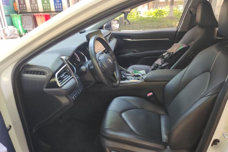 Used Toyota Camry 2023 2.0G Luxury Edition