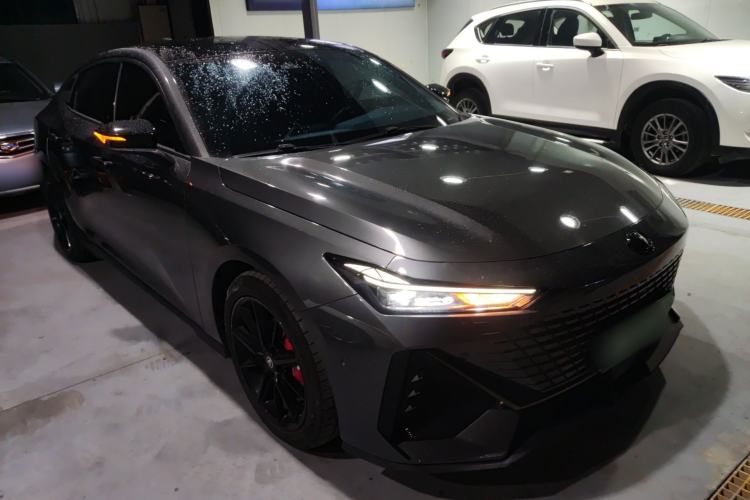 Used CHANGAN UNI-V 2022 1.5T Smart Navigation Version Exterior 1