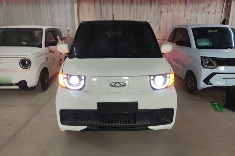 Used Chery QQ Ice Cream 2022 170km Sundae Phosphate Lithium-Ion
