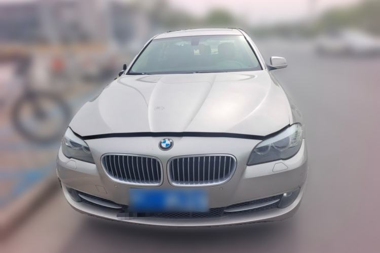 Used BMW 5 Series 2013 525Li Leading Model
