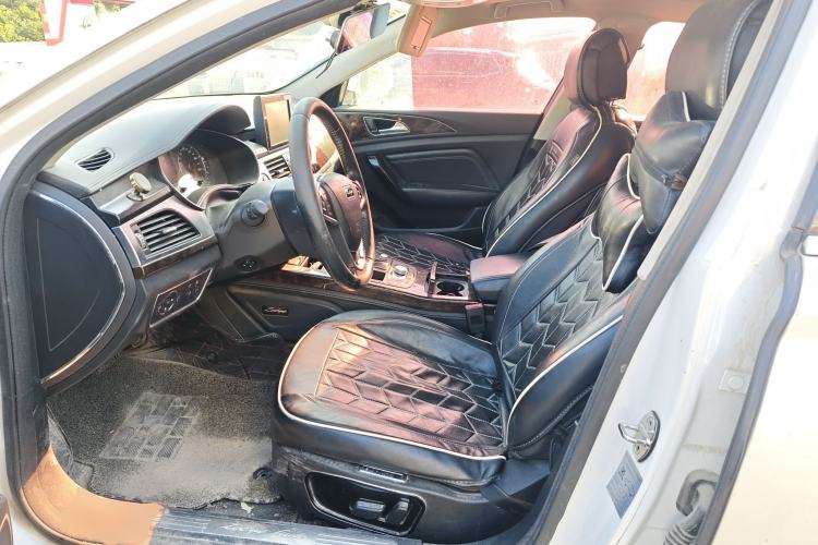 Used Zotye Z700 2016 1.8T DCT Prestige Edition
