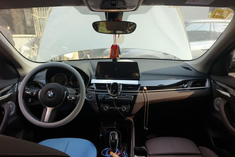 Used BMW X1 2021 Restyled sDrive25Li Leading Edition Center Console