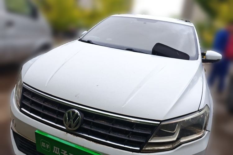 Used Volkswagen Jetta 2019 Dream Edition 1.4L Manual Fashion Version
