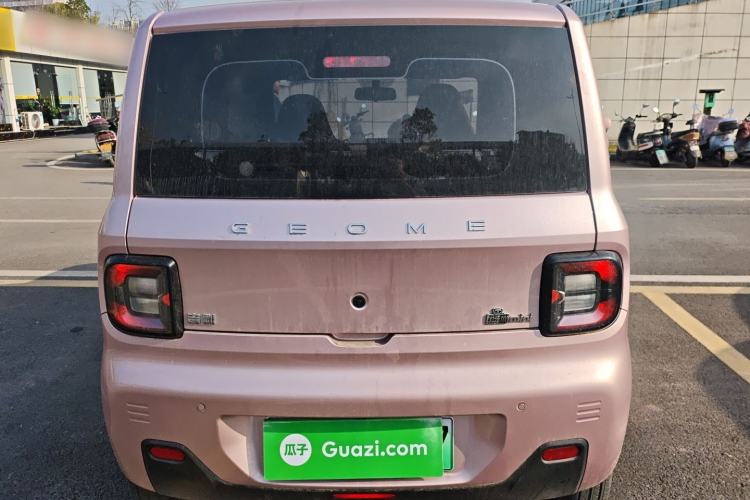 Used Geely Galaxy Panda 2024 Panda Mini 200km Endurance Bear
