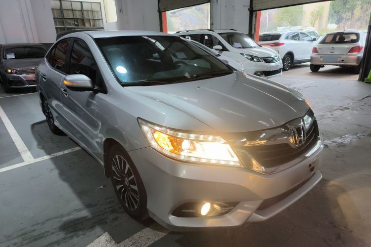 Used Honda Crider 2013 1.8L automatic comfort version