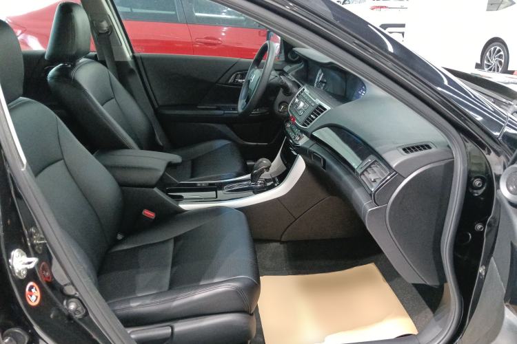 Used Honda Accord 2016 2.0L Comfort Edition Right Front Seat