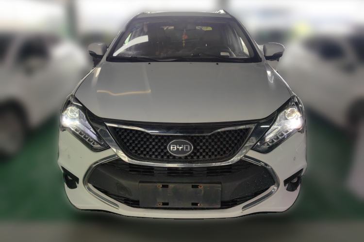 Used BYD Tang New Energy 2015 2.0T Four-Wheel-Drive Flagship Model Front