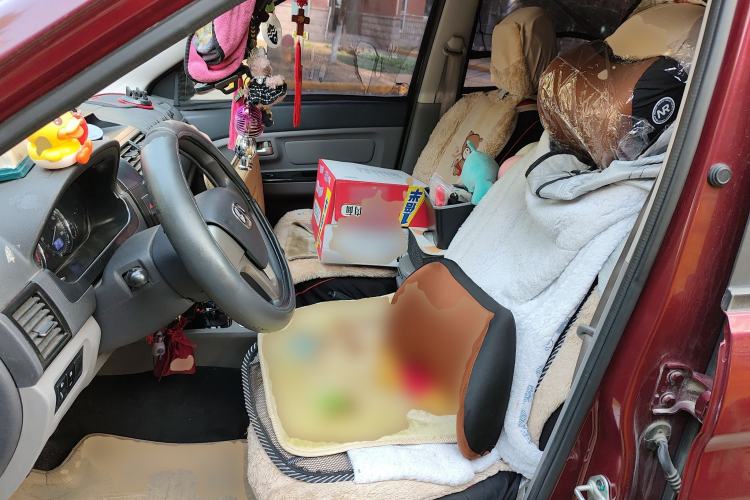 Used BAIC Weiwang M20 2014 1.5L practical type BJ415A Left Front Seat