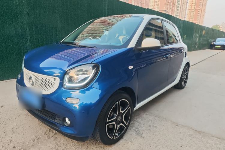 Used smart forfour 2016 0.9T 66 kW Ultimate Edition