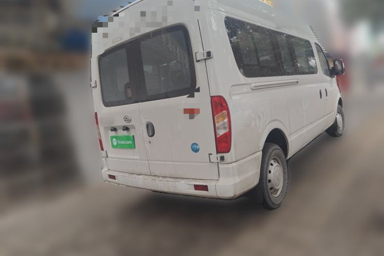 Used SAIC MAXUS Xintu V80 2021 2.0T PLUS Manual Commercial Vehicle Mid-Height 9-Seater with Three Rows
