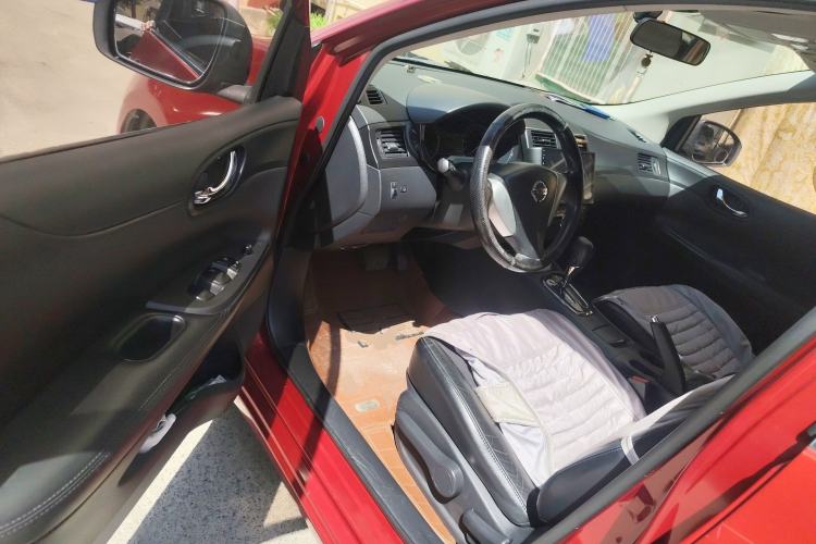 Used Nissan Tiida 2011 1.6L CVT Smart Version
