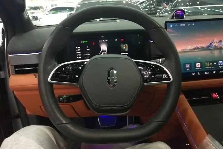 Used Hima AITO M7 2024 1.5T Intelligent Driving All-Wheel Drive Pro Version 5 Seats Ternary Lithium Battery
