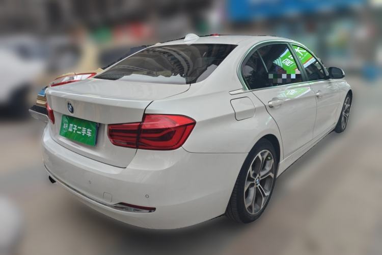 Used BMW 3 Series 2016 316Li Fashion Model Rear Right 45 Deg