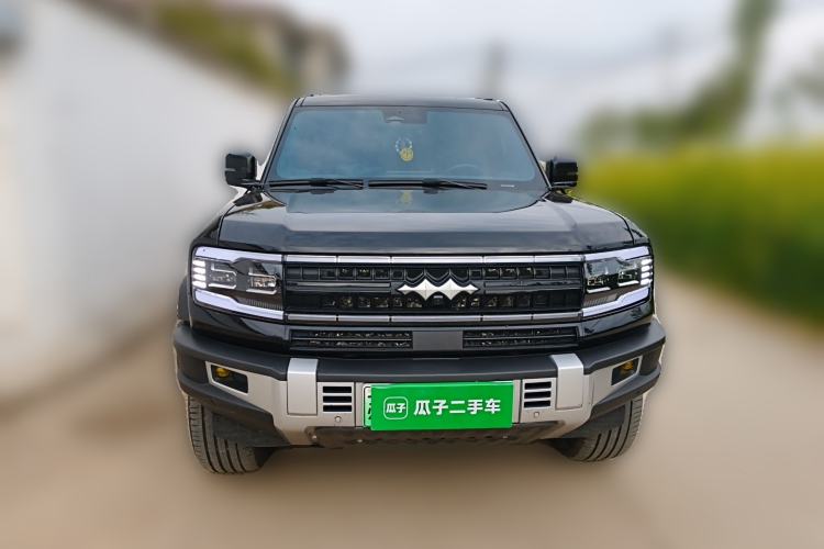 Used Formula Leopard 5 2023 Navigator Edition Front