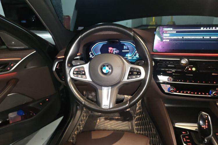 Used BMW 5 Series New Energy 2021 535Le Pioneer Edition M Sport Package Steering Wheel