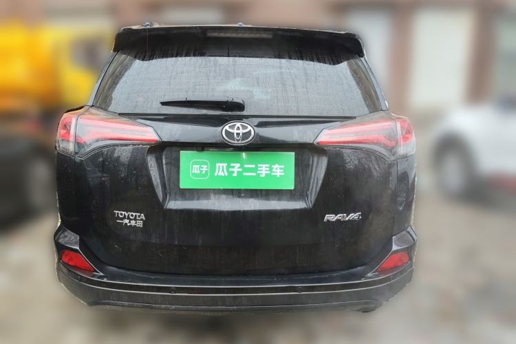 Used Toyota RAV4 2016 2.0L CVT Two-Wheel Drive Urban Edition China V Standard