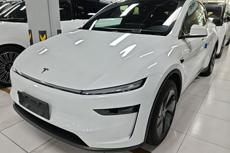 Used Tesla Model Y 2026 Rear-Drive Model
