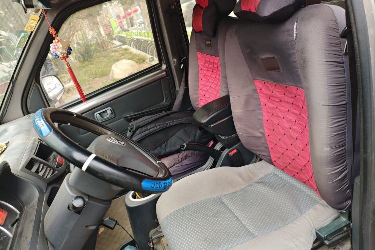 Used BAIC Weiwang 306 2011 1.3L base model 7 seats Left Front Seat