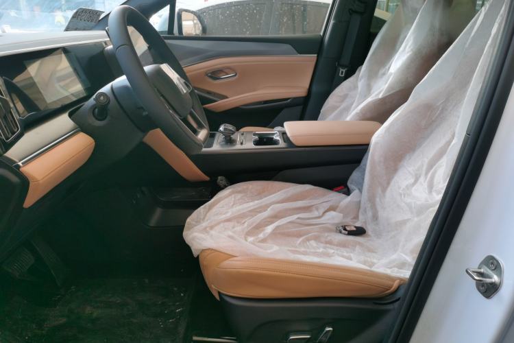 Used BYD Song L DM-i 2024 112 km Leading Edition