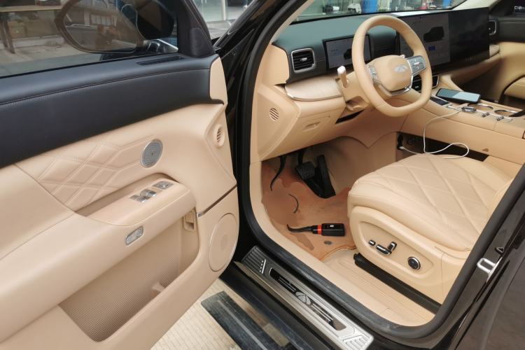 Used Chery T11 2026 Model 220 All-Wheel Drive Family Fun Edition
