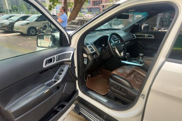 Used Ford Explorer 2013 3.5L Prestige Model