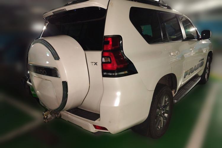 Used Toyota Prado 2018 3.5L Automatic TX-L with Rear-Mounted Spare Tire
