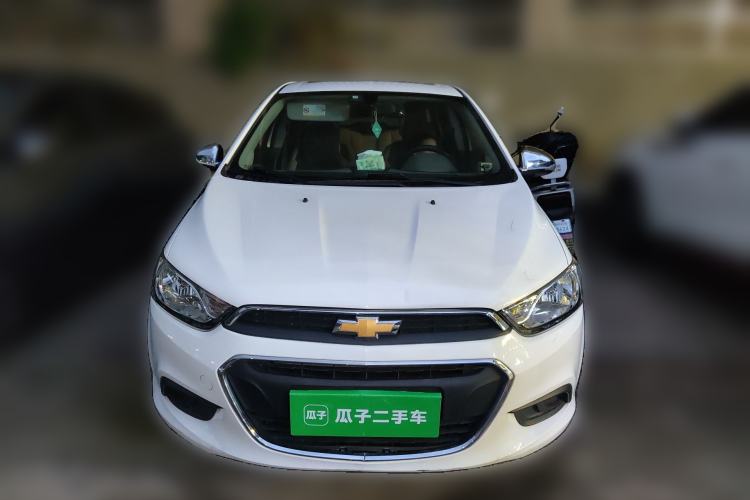 Used Chevrolet Aveo Sonic 2014 Sedan 1.4SL AT Stylish Sunroof Edition
