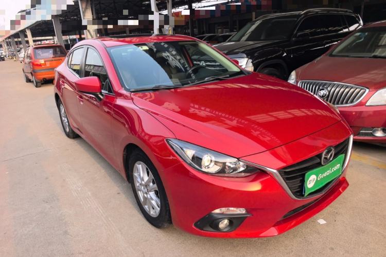 Used Mazda 3 Axela 2016 Sedan 1.5L Automatic Luxury Model
