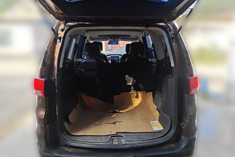 Used HYOSOW H3 2015 1.5L manual luxury version Trunk