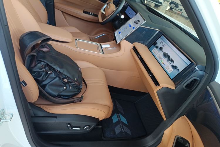 Used Geely Galaxy L7 2025 EM-i 115km Exploration+ Edition
