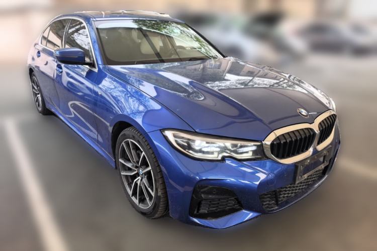 Used BMW 3 Series 2021 320Li M Sport Package Front Right 45 Deg