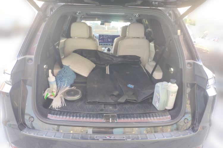 Used Li Auto L9 2022 Max model