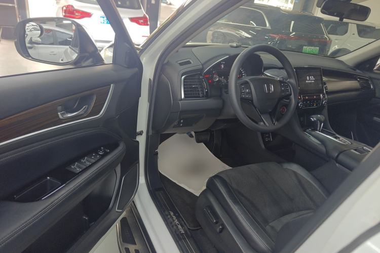 Used Honda Avancier 2019 240TURBO Two-Wheel Drive Elite Edition Driver Seat