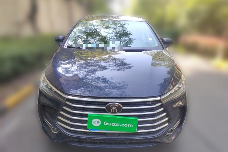 Used BYD Song MAX 2019 1.5T Manual Smart Connect Ruiyi Sunroof Model 6 Seats China VI Standard
