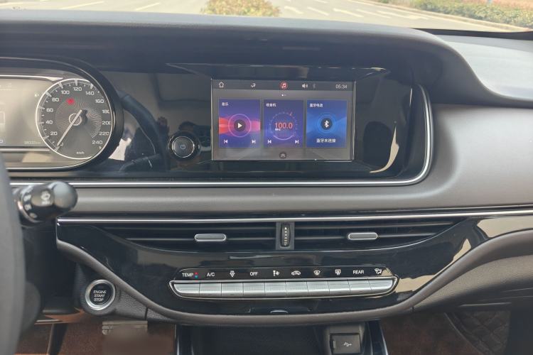 Used GAC Trumpchi M6 2019 270T Automatic Luxury Edition (7-seater) China V Standard
