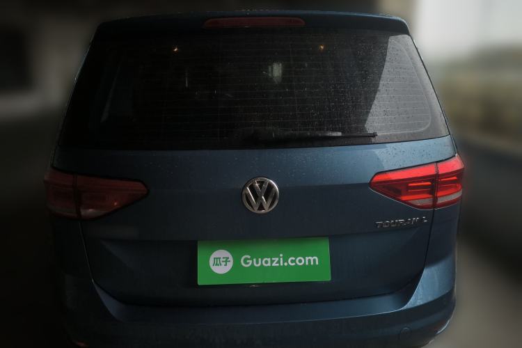 Used Volkswagen Touran 2018 Volkswagen Touran L 1.6L Manual Trend Edition Rear