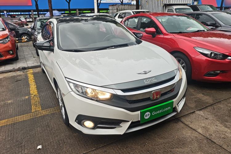 Used Honda Civic 2016 180TURBO CVT Comfort Version
