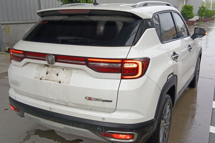 Used CHANGAN CS35PLUS 2018 1.6L Automatic Changlian Edition China V Standard