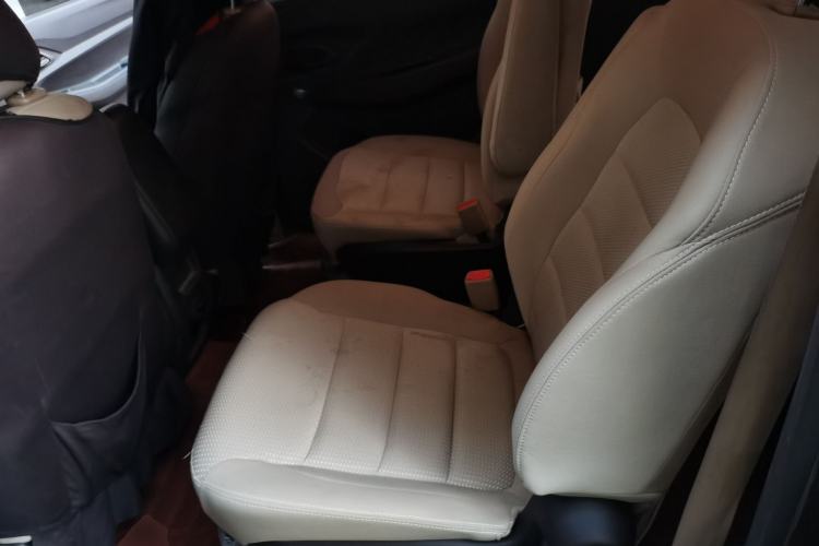 Used Wuling Hongguang 2019 1.5L S Standard Version China VI LAR
