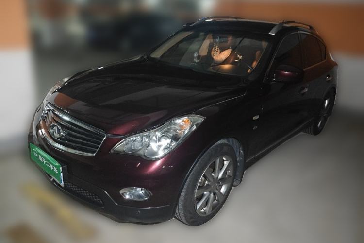 Used Infiniti QX50 2013 2.5L Two-Wheel-Drive Elegant Edition