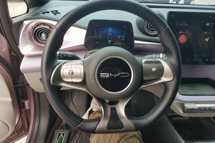 Used BYD Dolphin 2023 420 km Fashion Edition