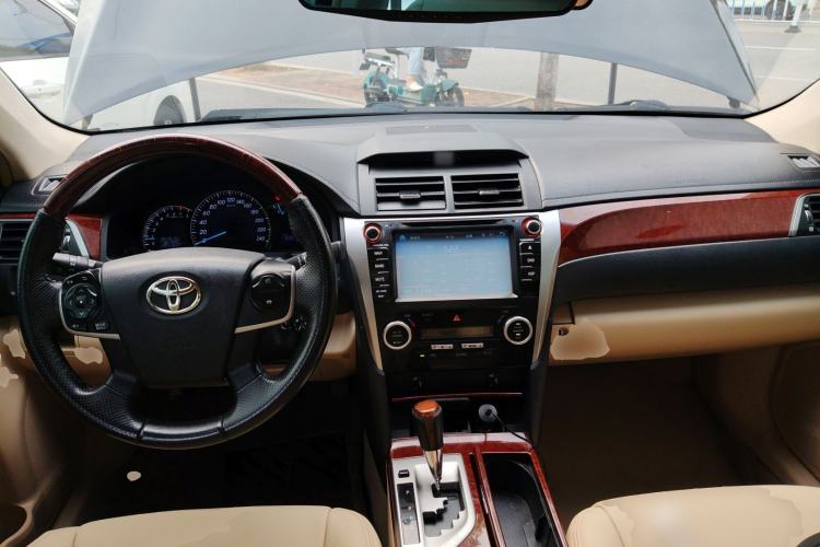 Used Toyota Camry 2012 2.0G Luxury Edition