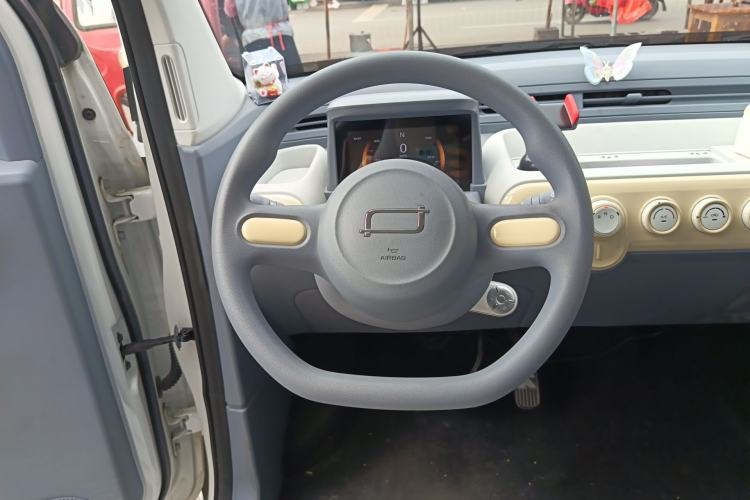 Used Bestune Pony 2024 170km Vitality Horse Steering Wheel