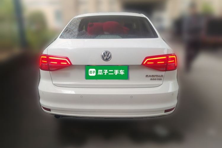 Used Volkswagen Sagitar 2015 230TSI Manual Comfort Version