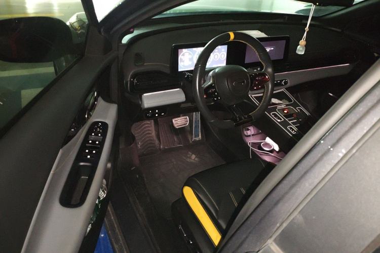 Used GAC Trumpchi EMPOW 2021 270T DCT J16 Version Driver Seat