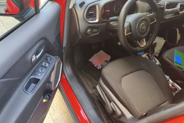 Used Jeep Renegade 2017 180T Automatic Jingneng Edition Driver Seat