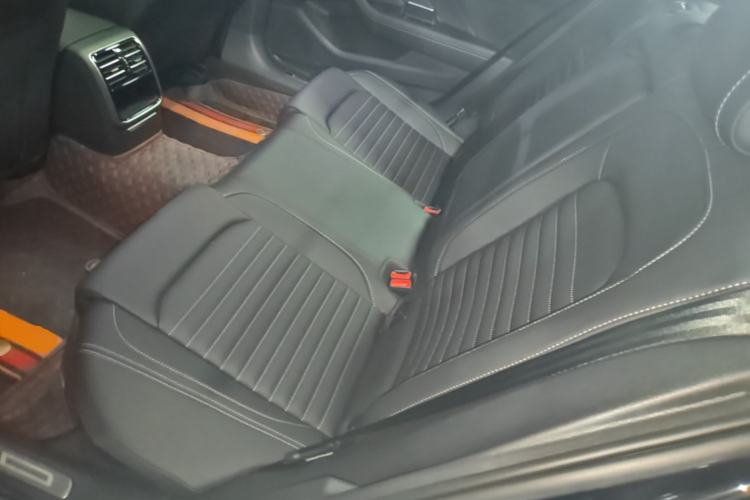 Used Volkswagen Magotan 2023 2 Million Units Limited-Edition 280TSI DSG Comfort Version