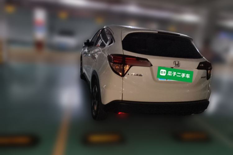 Used Honda Vezel 2017 1.8L CVT Front-Wheel Drive Pioneer Edition Rear Left 45 Deg